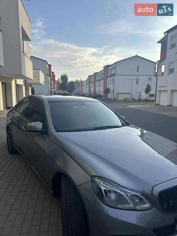Седан Mercedes-Benz E-Class 2014 в Береговому