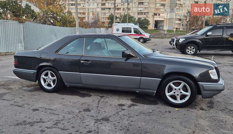 Купе Mercedes-Benz E-Class 1995 в Харькове