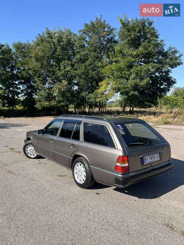 Універсал Mercedes-Benz E-Class 1991 в Лубнах фото 3 Універсал Mercedes-Benz E-Class 1991 в Лубнах