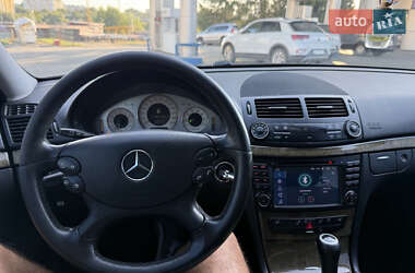 Седан Mercedes-Benz E-Class 2007 в  фото 20 Седан Mercedes-Benz E-Class 2007 в