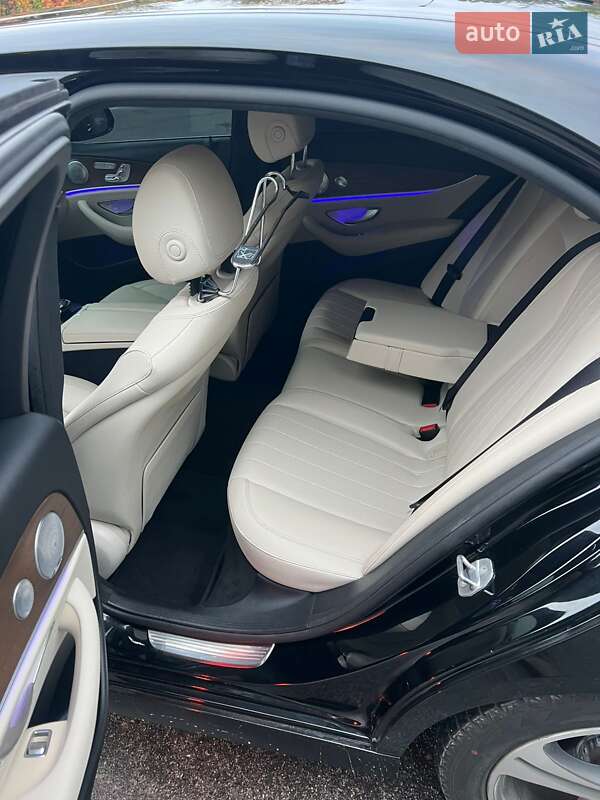 Седан Mercedes-Benz E-Class 2017 в Харькове фото 5 Седан Mercedes-Benz E-Class 2017 в Харькове