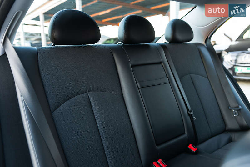 Седан Mercedes-Benz E-Class 2006 в Мукачевому фото 46 Седан Mercedes-Benz E-Class 2006 в Мукачевому