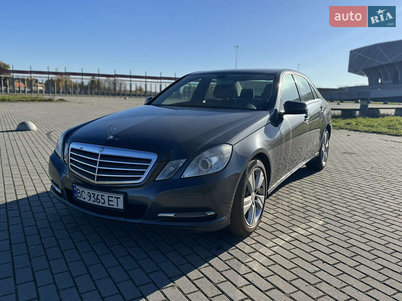 Седан Mercedes-Benz E-Class 2012 в Львові фото 22 Седан Mercedes-Benz E-Class 2012 в Львові