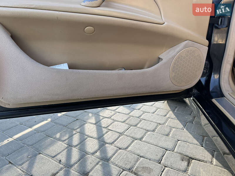 Седан Mercedes-Benz E-Class 2001 в Кам'янець-Подільському