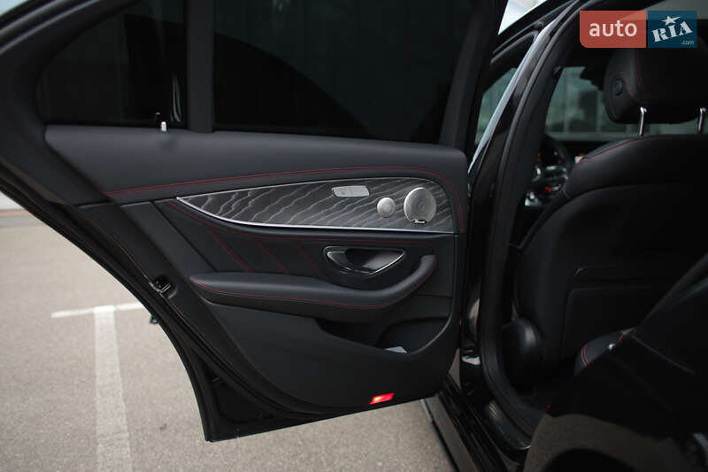 Седан Mercedes-Benz E-Class 2021 в Киеве фото 30 Седан Mercedes-Benz E-Class 2021 в Киеве