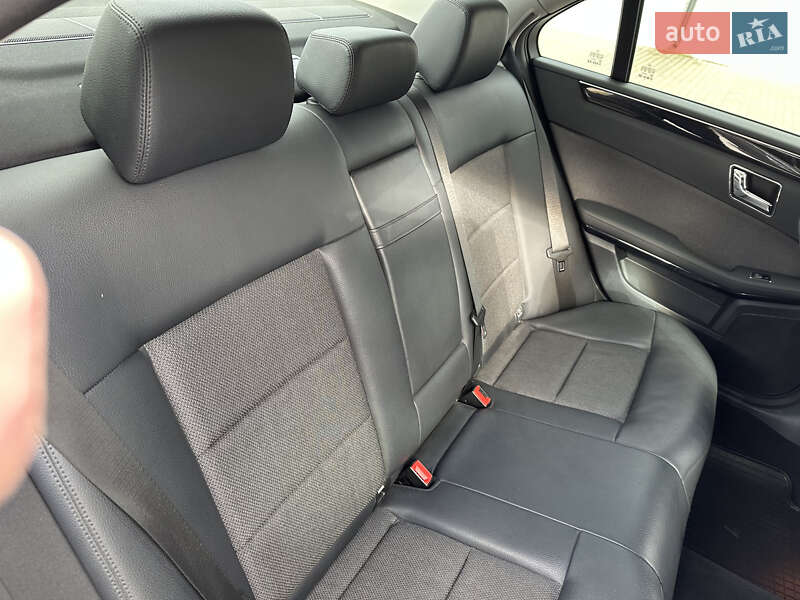 Седан Mercedes-Benz E-Class 2010 в Бершади фото 49 Седан Mercedes-Benz E-Class 2010 в Бершади