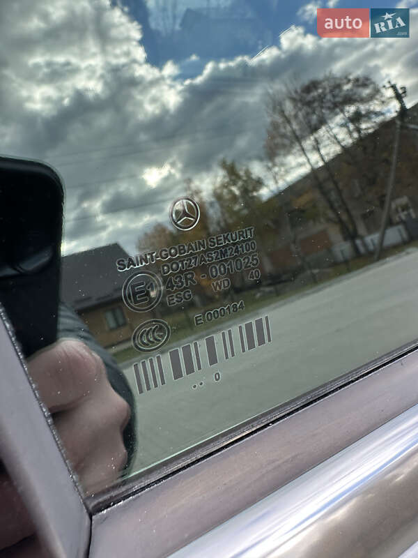 Седан Mercedes-Benz E-Class 2010 в Бершади фото 76 Седан Mercedes-Benz E-Class 2010 в Бершади