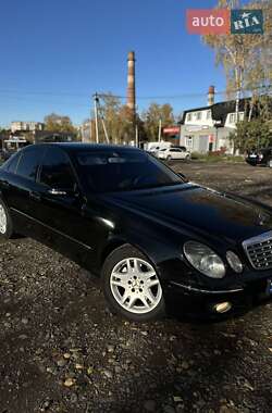 Седан Mercedes-Benz E-Class 2007 в Чернівцях