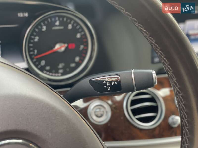 Седан Mercedes-Benz E-Class 2017 в Мукачевому фото 49 Седан Mercedes-Benz E-Class 2017 в Мукачевому