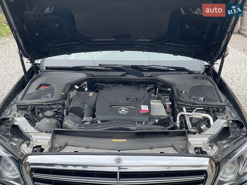 Седан Mercedes-Benz E-Class 2017 в Мукачевому фото 63 Седан Mercedes-Benz E-Class 2017 в Мукачевому