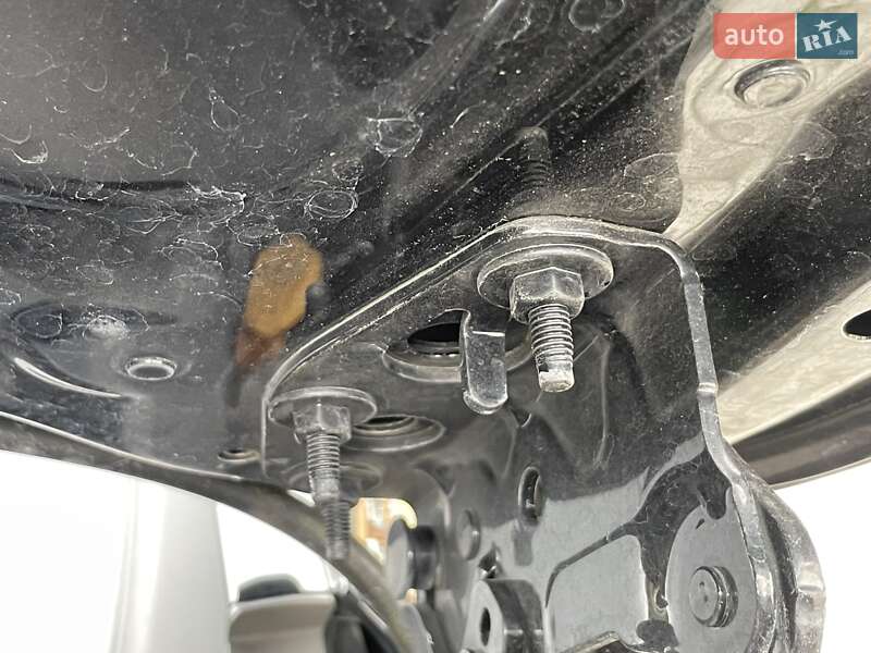 Седан Mercedes-Benz E-Class 2017 в Мукачевому фото 67 Седан Mercedes-Benz E-Class 2017 в Мукачевому