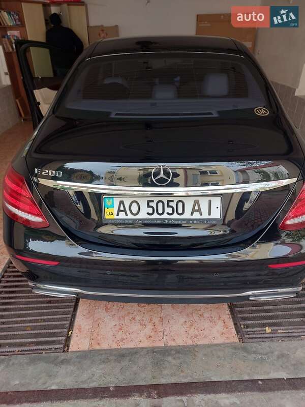 Седан Mercedes-Benz E-Class 2017 в Мукачевому фото 80 Седан Mercedes-Benz E-Class 2017 в Мукачевому