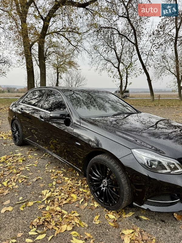 Седан Mercedes-Benz E-Class 2015 в Чернівцях фото 22 Седан Mercedes-Benz E-Class 2015 в Чернівцях