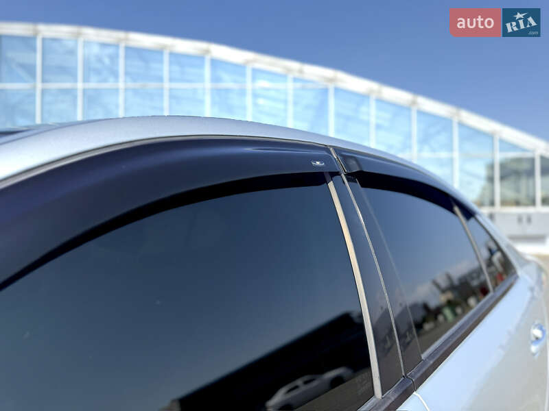 Седан Mercedes-Benz E-Class 2008 в Киеве