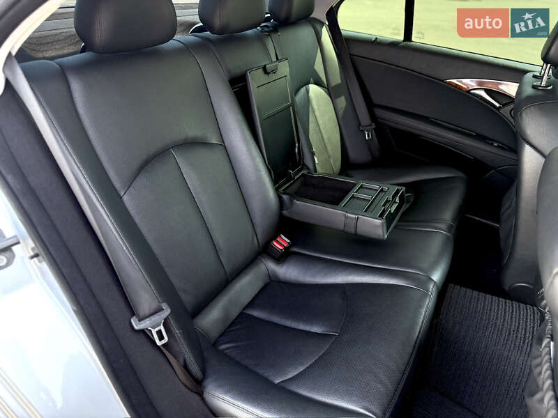 Седан Mercedes-Benz E-Class 2008 в Киеве