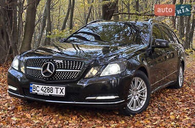 Універсал Mercedes-Benz E-Class 2011 в Золочеві