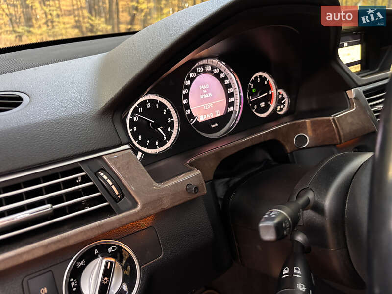 Універсал Mercedes-Benz E-Class 2011 в Золочеві фото 19 Універсал Mercedes-Benz E-Class 2011 в Золочеві