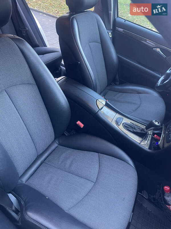 Седан Mercedes-Benz E-Class 2006 в Львове фото 13 Седан Mercedes-Benz E-Class 2006 в Львове