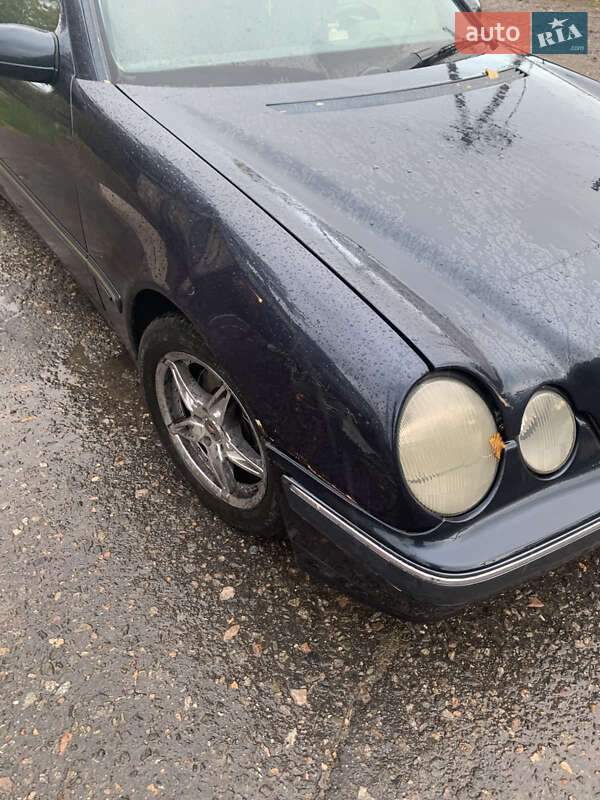 Седан Mercedes-Benz E-Class 2000 в Миколаєві фото 4 Седан Mercedes-Benz E-Class 2000 в Миколаєві