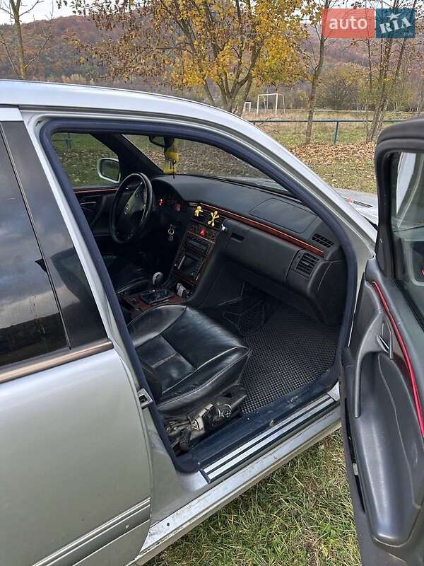 Седан Mercedes-Benz E-Class 1999 в Ужгороді фото 6 Седан Mercedes-Benz E-Class 1999 в Ужгороді