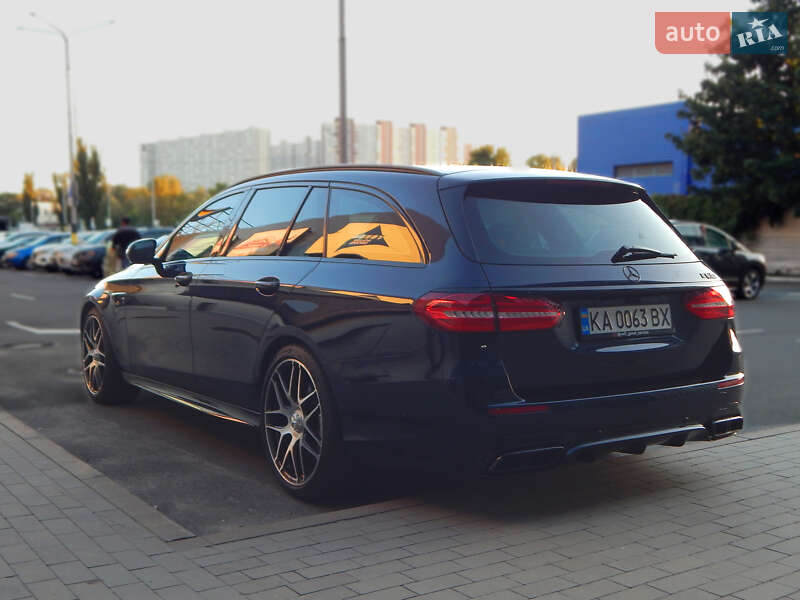 Универсал Mercedes-Benz E-Class 2018 в Киеве