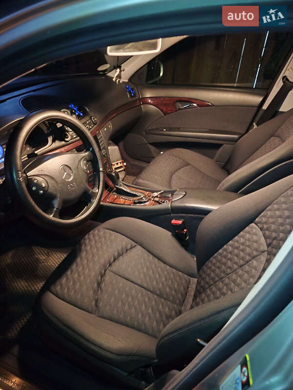 Седан Mercedes-Benz E-Class 2004 в Чернигове фото 11 Седан Mercedes-Benz E-Class 2004 в Чернигове