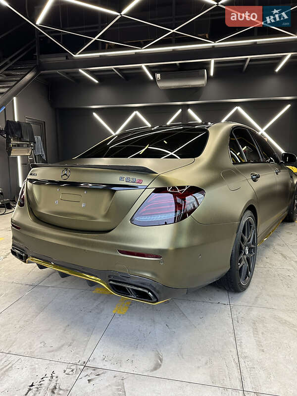 Седан Mercedes-Benz E-Class 2018 в Киеве фото 39 Седан Mercedes-Benz E-Class 2018 в Киеве