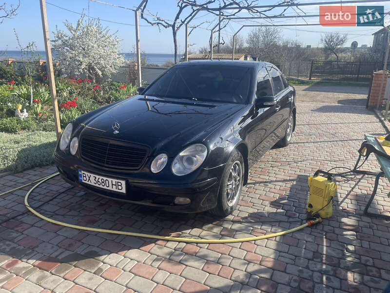Mercedes-Benz E-Class 2003 Mercedes-Benz E-Class 2003