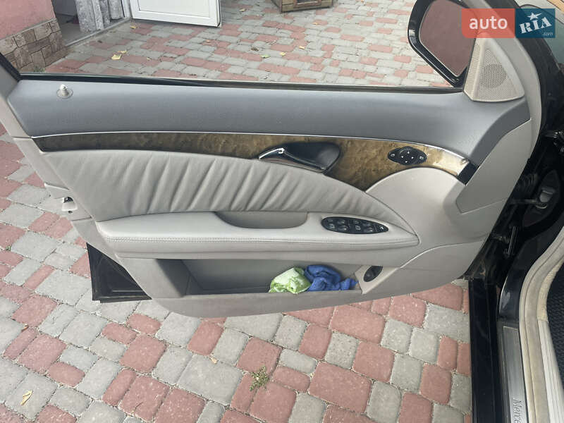 Седан Mercedes-Benz E-Class 2003 в Коблеве