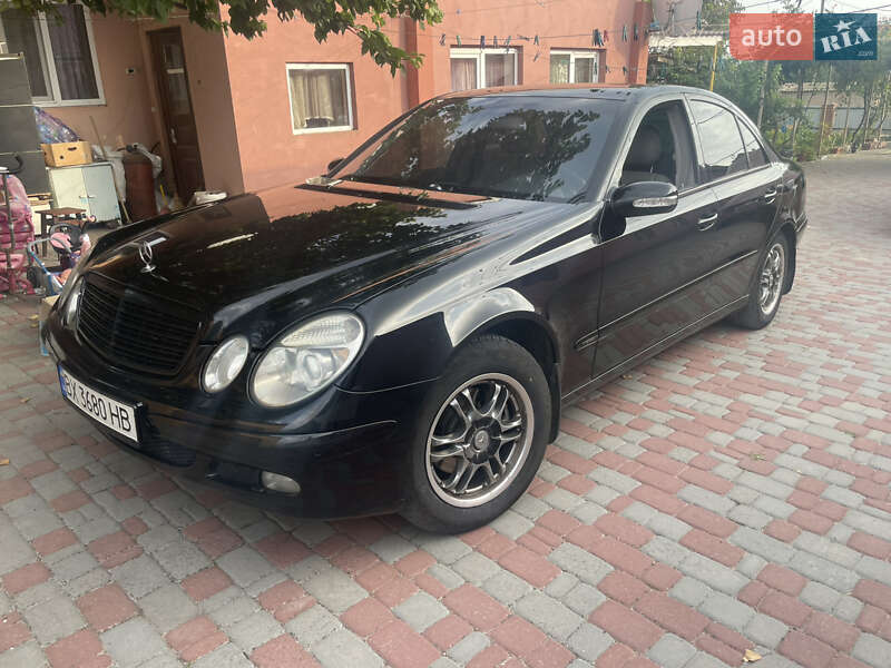 Седан Mercedes-Benz E-Class 2003 в Коблеве