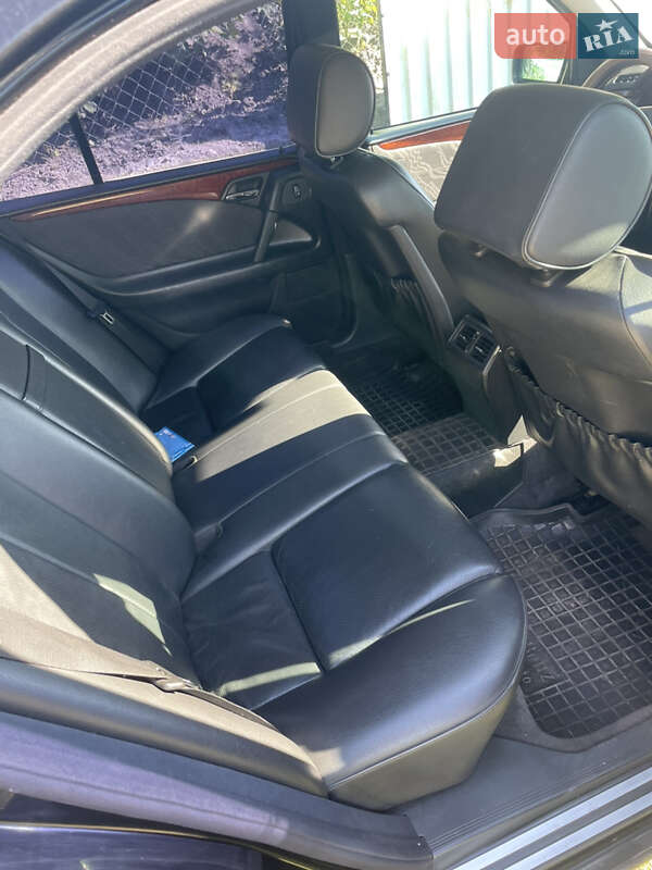 Седан Mercedes-Benz E-Class 1999 в Вишгороді