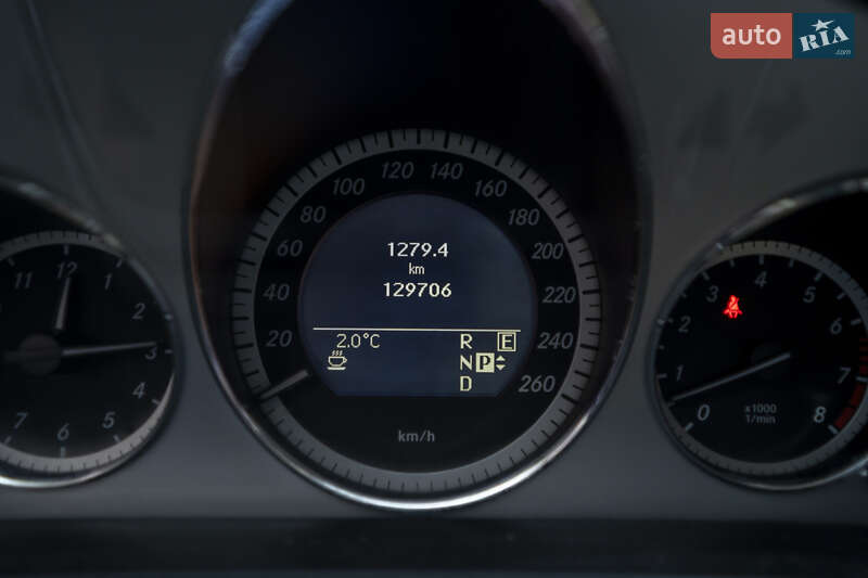 Седан Mercedes-Benz E-Class 2010 в Киеве фото 22 Седан Mercedes-Benz E-Class 2010 в Киеве