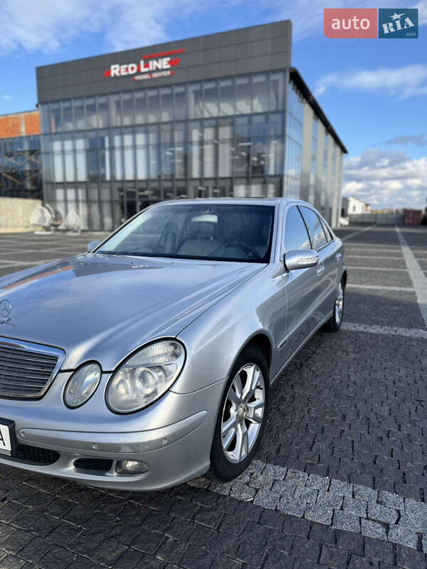 Седан Mercedes-Benz E-Class 2005 в Хусте фото 4 Седан Mercedes-Benz E-Class 2005 в Хусте