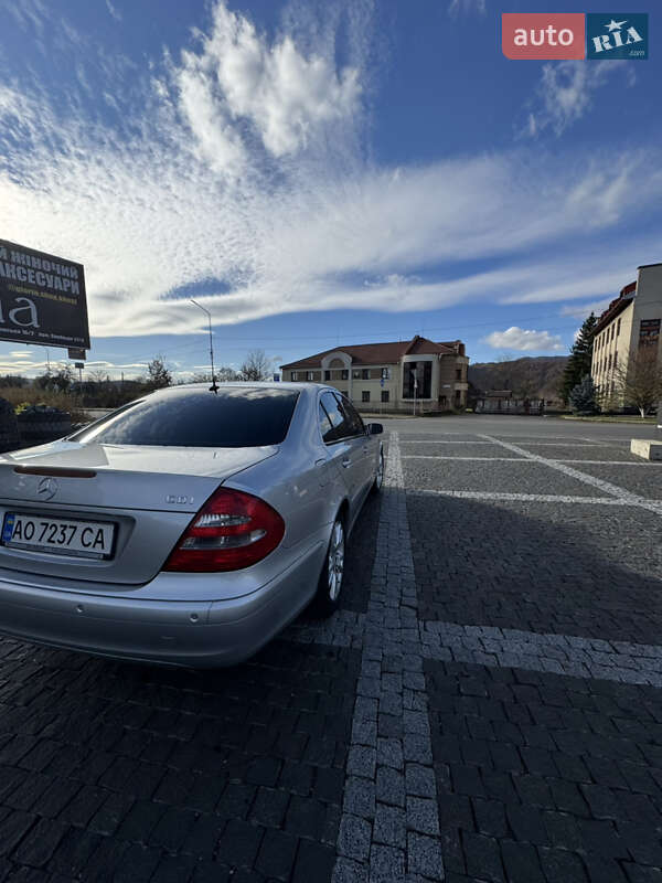 Седан Mercedes-Benz E-Class 2005 в Хусте фото 8 Седан Mercedes-Benz E-Class 2005 в Хусте