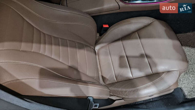 Седан Mercedes-Benz E-Class 2017 в Львові