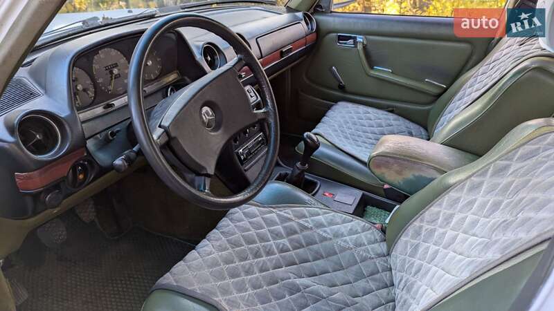 Універсал Mercedes-Benz E-Class 1983 в Луцьку фото 3 Універсал Mercedes-Benz E-Class 1983 в Луцьку