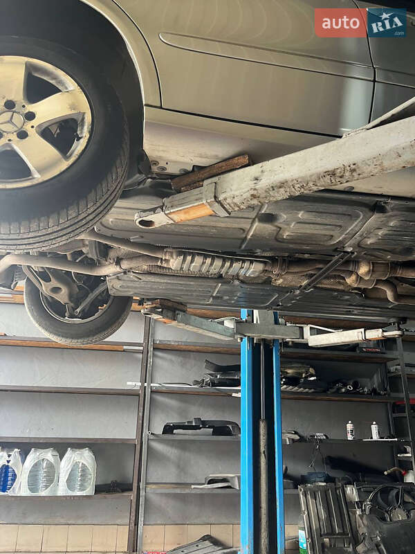 Седан Mercedes-Benz E-Class 2002 в Фастові фото 3 Седан Mercedes-Benz E-Class 2002 в Фастові