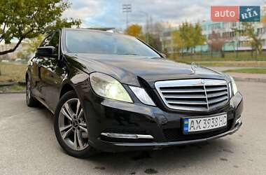Седан Mercedes-Benz E-Class 2012 в Харкові