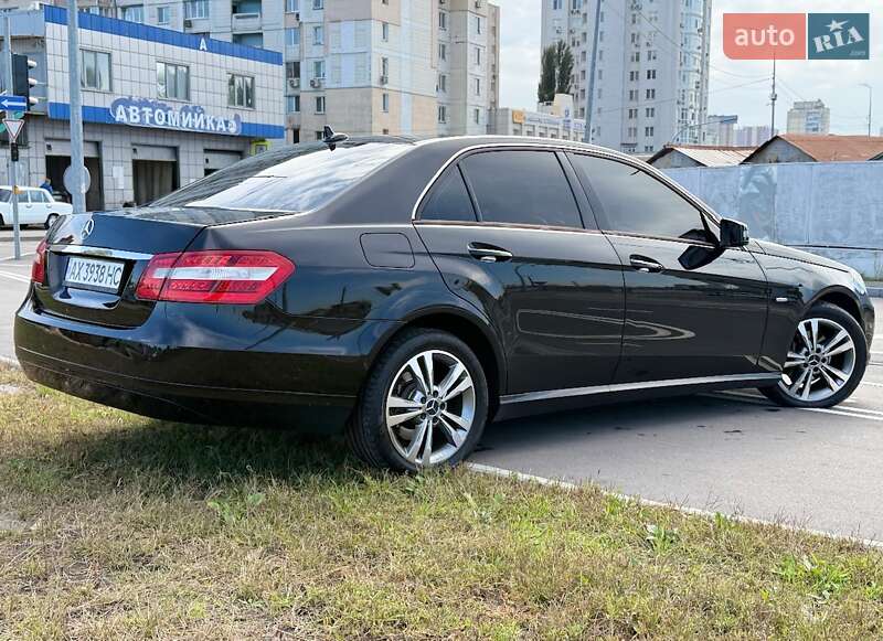 Седан Mercedes-Benz E-Class 2012 в Харькове фото 6 Седан Mercedes-Benz E-Class 2012 в Харькове