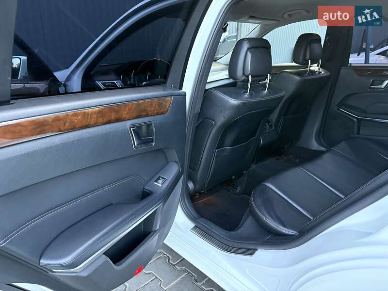 Седан Mercedes-Benz E-Class 2014 в Одессе фото 15 Седан Mercedes-Benz E-Class 2014 в Одессе