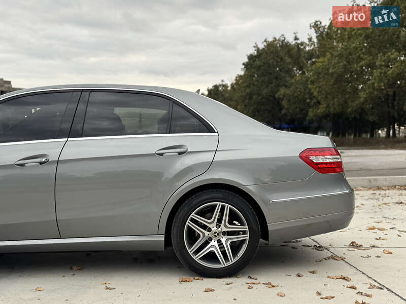 Седан Mercedes-Benz E-Class 2010 в Києві фото 6 Седан Mercedes-Benz E-Class 2010 в Києві