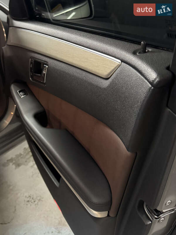 Седан Mercedes-Benz E-Class 2010 в Києві фото 21 Седан Mercedes-Benz E-Class 2010 в Києві