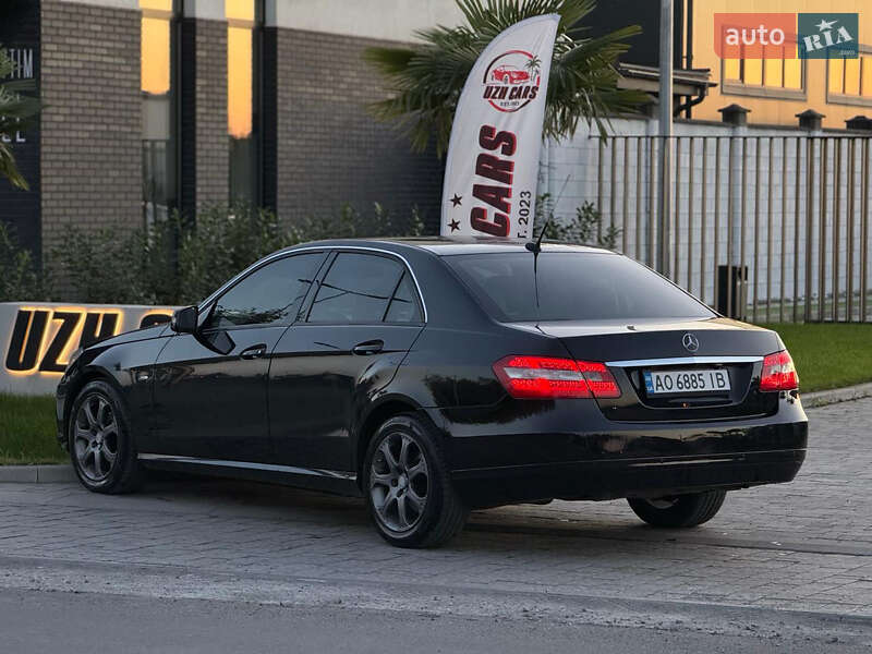 Седан Mercedes-Benz E-Class 2010 в Ужгороде фото 5 Седан Mercedes-Benz E-Class 2010 в Ужгороде