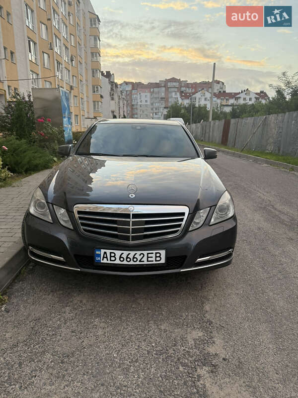 Купе Mercedes-Benz E-Class 2011 в Виннице фото 2 Купе Mercedes-Benz E-Class 2011 в Виннице