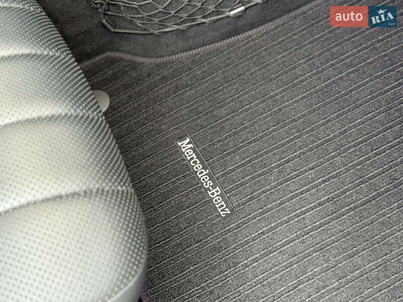 Універсал Mercedes-Benz E-Class 2016 в Нововолинську фото 30 Універсал Mercedes-Benz E-Class 2016 в Нововолинську