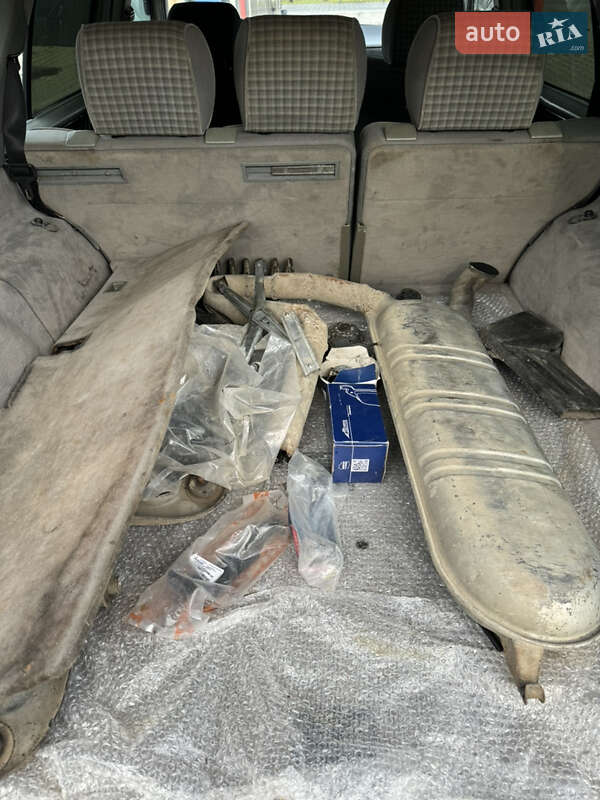 Универсал Mercedes-Benz E-Class 1996 в Бориславе