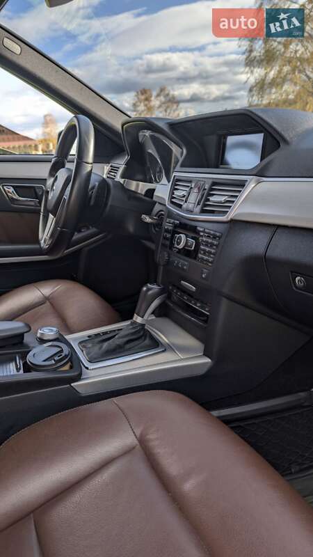 Седан Mercedes-Benz E-Class 2009 в Ивано-Франковске фото 19 Седан Mercedes-Benz E-Class 2009 в Ивано-Франковске