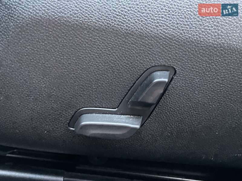 Седан Mercedes-Benz E-Class 2013 в Киеве фото 42 Седан Mercedes-Benz E-Class 2013 в Киеве