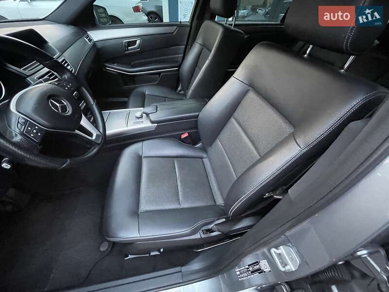 Седан Mercedes-Benz E-Class 2013 в Киеве фото 36 Седан Mercedes-Benz E-Class 2013 в Киеве