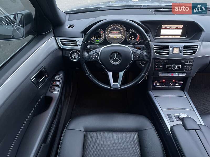 Седан Mercedes-Benz E-Class 2013 в Киеве фото 57 Седан Mercedes-Benz E-Class 2013 в Киеве